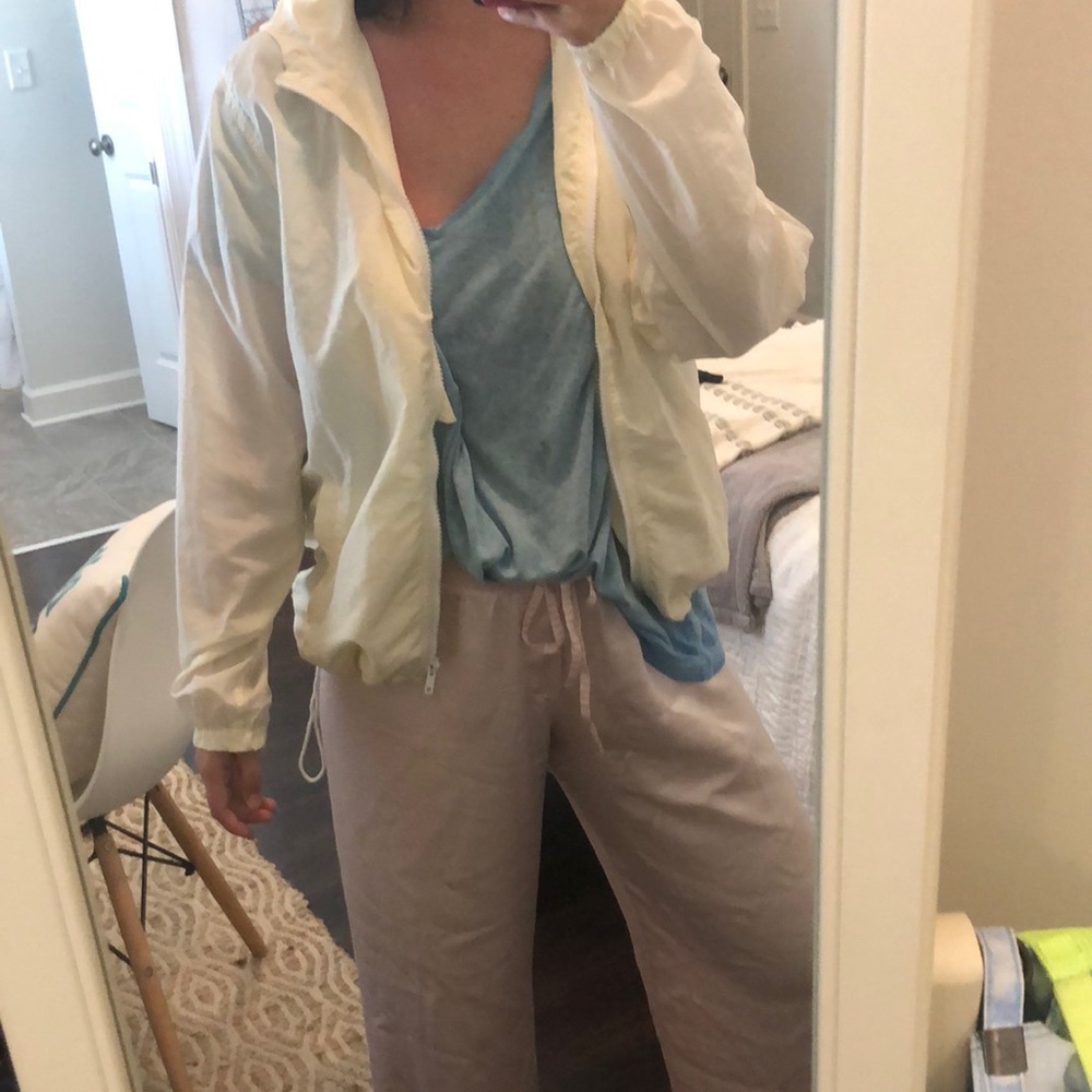 pale yellow brandy windbreaker